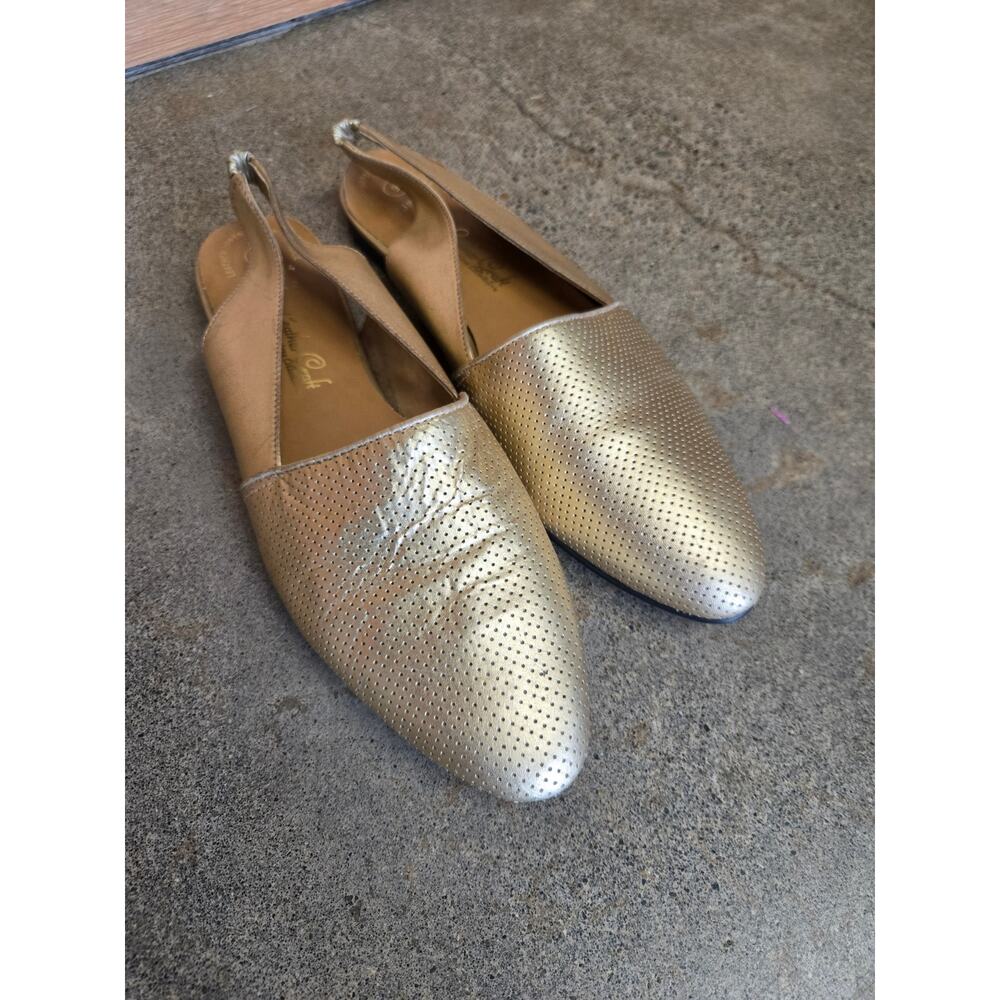 Leather Craft Vintage Gold Perforated Slingback Flats Sonia 2 Shoes‎ Size 9
